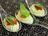 Crème de parmesan, basilic et tomates en cuillères