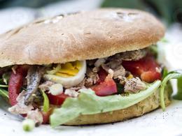 Pan bagnat
