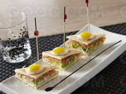 Club sandwich au saumon fumé