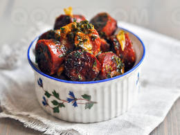 Chorizo frit aux herbes