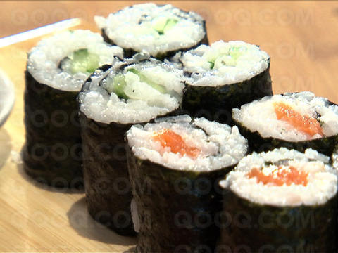 Makis
