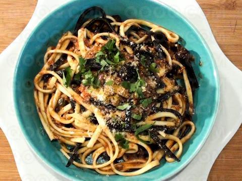 Spaghettis puttanesca aux sardines