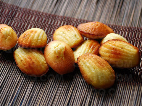 Lime Madeleines