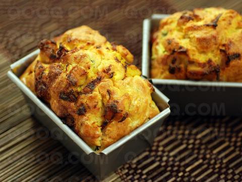 Mini cakes au poulet et au curry