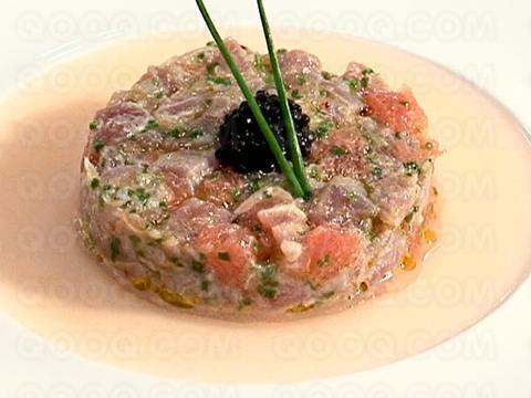 Tartare de thon rouge au pamplemousse rose et avruga