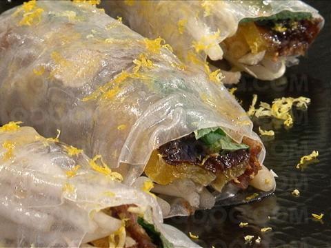 Rouleaux de printemps aux fruits du mendiant